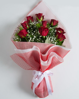 9 adet kırmızı gülden buket Ankara çiçek satışı
